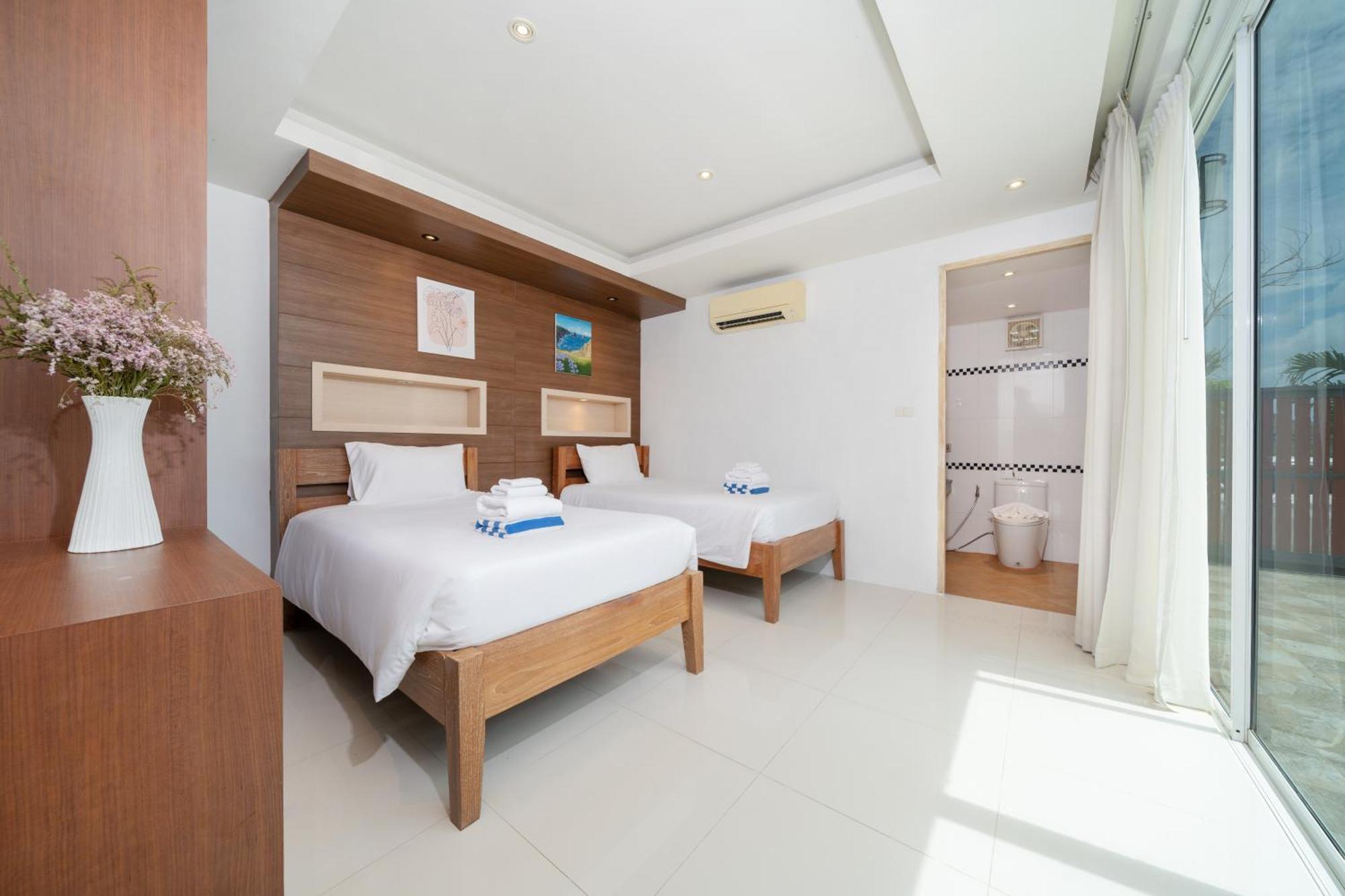 Bangtao With A Long Pool 12 Meters Villa